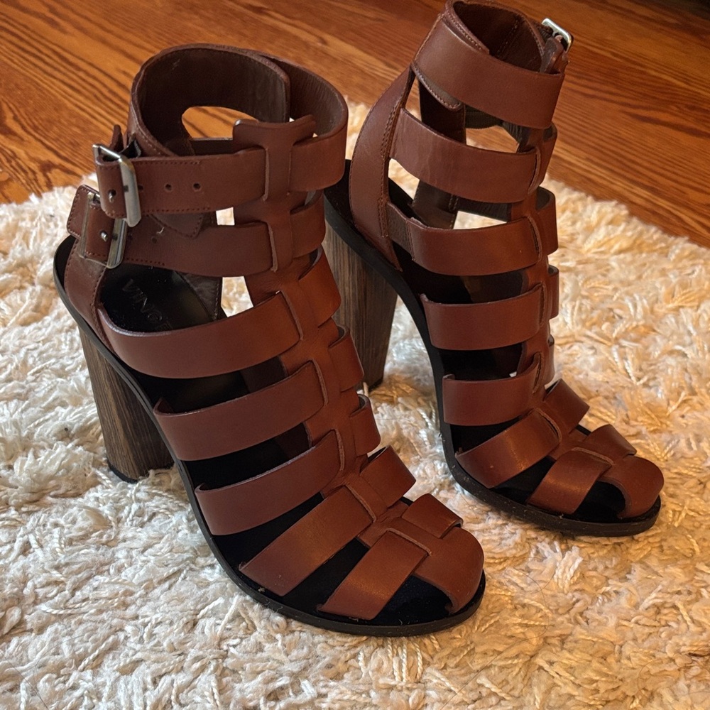 VINCE Camuto Boheme chic Brown Strappy with chunky Heels